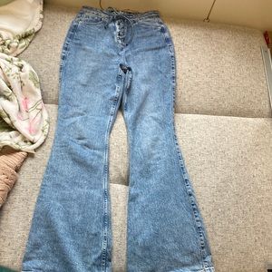 NWOT Hollister HR Flare Jeans